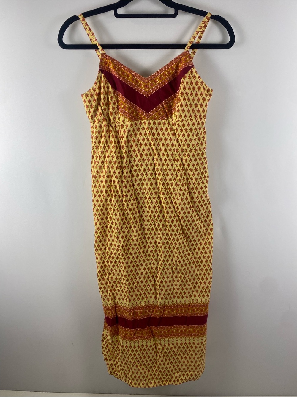 American Eagle Outfitters Yellow & Burgundy Spaghetti Strap Midi Dress
Size 0